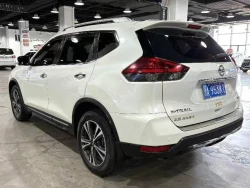 Nissan X-Trail 5