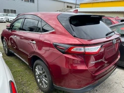 Toyota Harrier 8