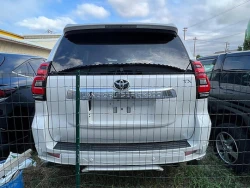 Toyota Landcruiser Prado 6