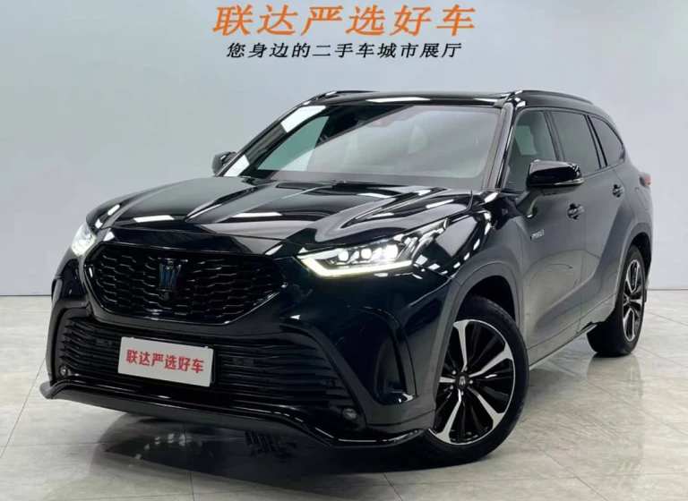Toyota Crown Kluger