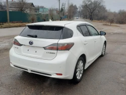 LEXUS CT200h 3