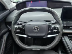 Changan UNI-K iDD 8