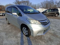 Honda Freed 3