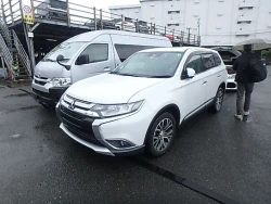 Mitsubishi Outlander 5