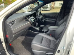 Toyota Harrier Premium 6