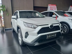 Toyota Rav4 2