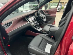 Toyota Harrier 0