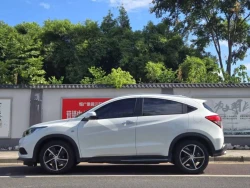 Honda Vezel 8