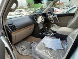 Toyota Landcruiser Prado 5