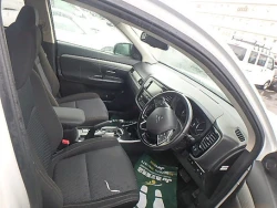 Mitsubishi Outlander 8
