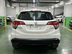 Honda Vezel 4