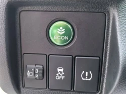 Honda Vezel 9