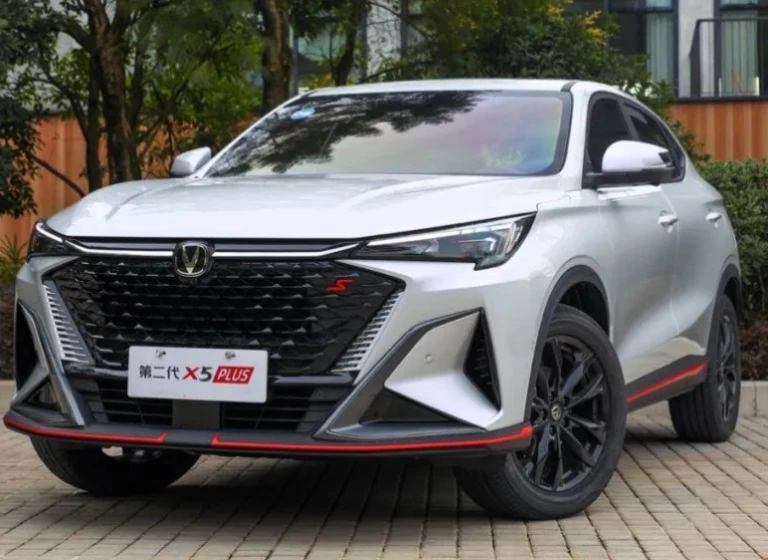 Changan привезет в Россию кроссовер X5 Plus. Он должен был стать новой Volga K30