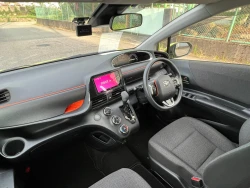 TOYOTA SIENTA 18