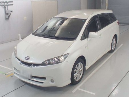 Toyota Wish 2009 год (продан)