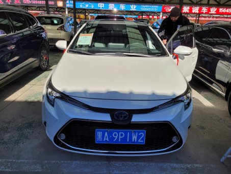 Toyota levin hybrid 2021 год (доступен к заказу)