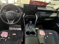 Toyota Harrier 1