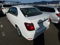Toyota Axio 6