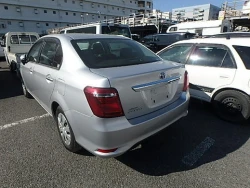 Toyota Axio 2