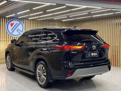 Toyota Highlander 5