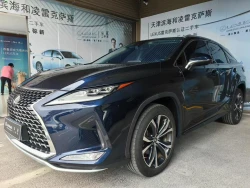 Lexus RX300 2