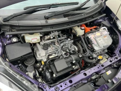 TOYOTA AQUA 1