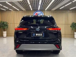 Toyota Highlander 7