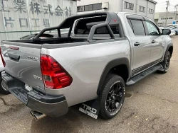 Toyota Hilux 6
