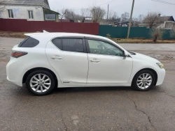LEXUS CT200h 1