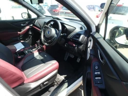 Subaru Forester 25
