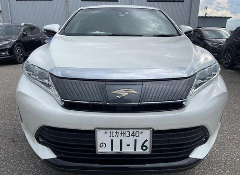Toyota Harrier Premium