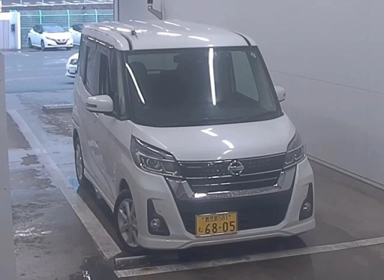 Nissan Dayz Roox