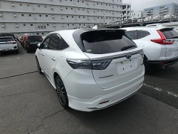 Toyota Harrier HV 4