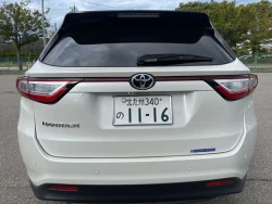 Toyota Harrier Premium 0