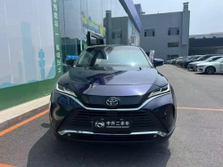 Toyota Harrier 3