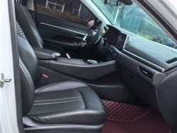 Hyundai Sonata 5