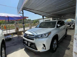 Toyota Highlander 1