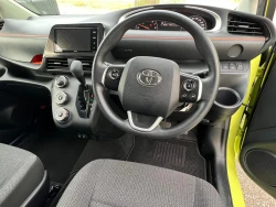 TOYOTA SIENTA 9