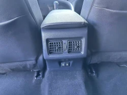 Toyota Camry 4
