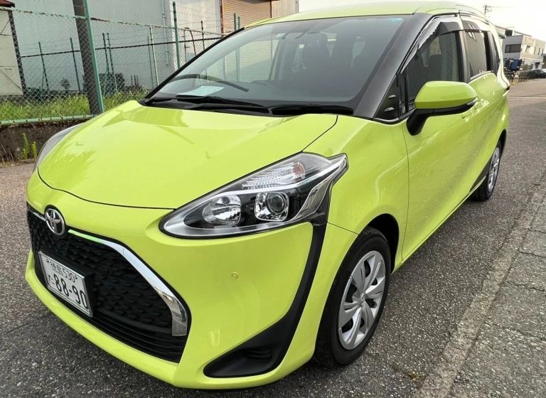 TOYOTA SIENTA
